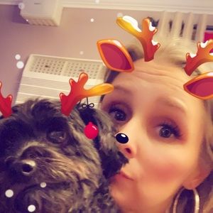 Meet your Posher, Dana